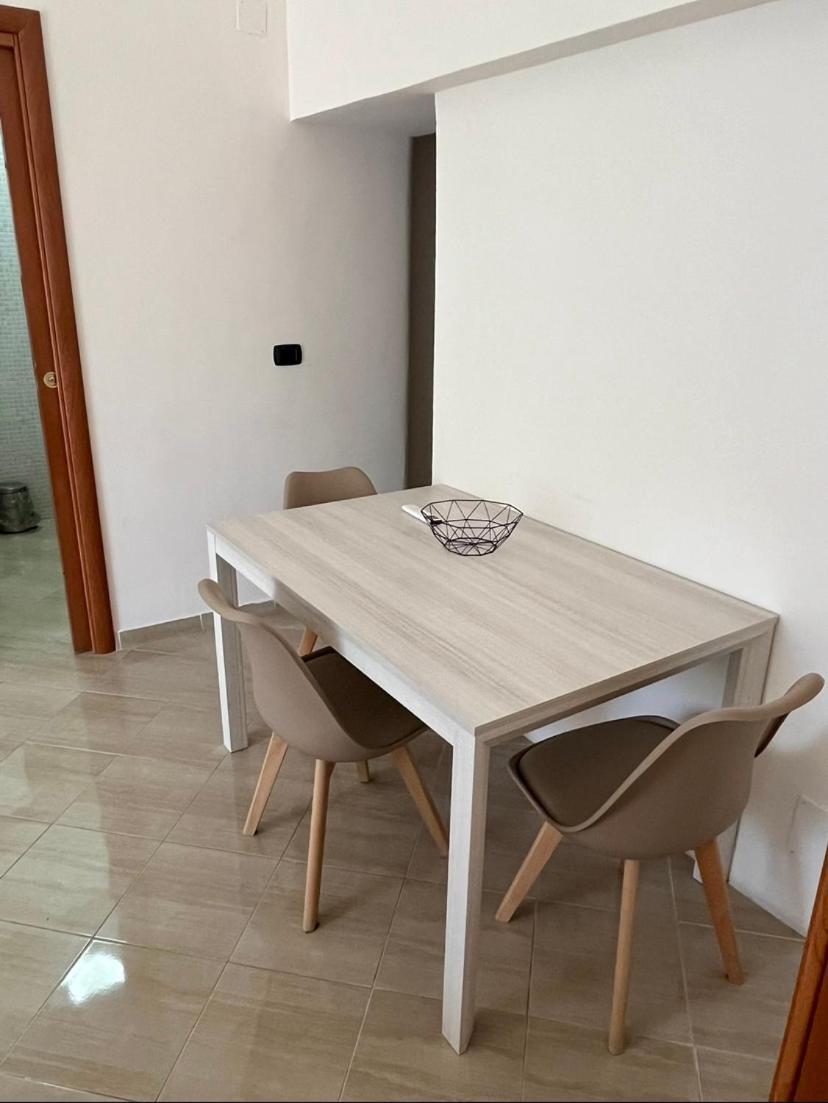 Napoli Sunny Charme Appartement Buitenkant foto